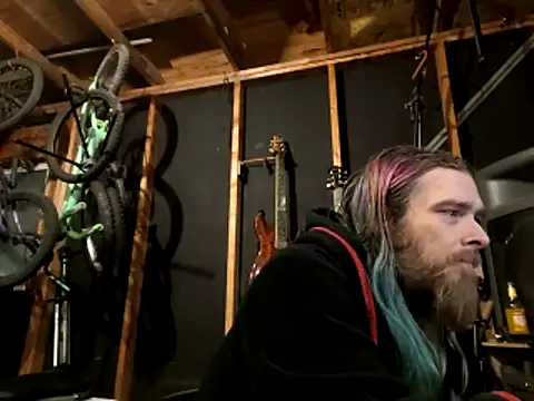 thejuicybacon online show from November 21, 2025, 6:45 am