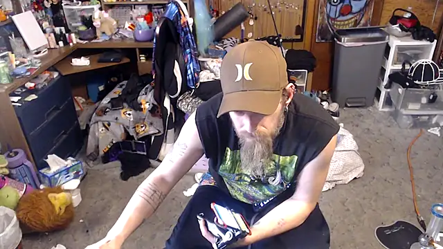 Snapshot of thejuicybacon chatting on May 14, 2026, 12:57 pm thejuicybacon online show from May 14, 2026, 12:57 pm
