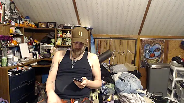 Snapshot of thejuicybacon chatting on May 23, 2026, 11:42 am thejuicybacon online show from May 23, 2026, 11:42 am