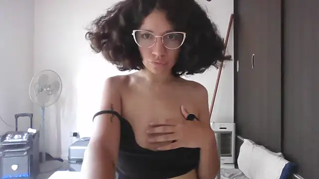 Snapshot of loliporomero chatting on December 20, 2025, 6:55 pm loliporomero online show from December 20, 2025, 6:55 pm