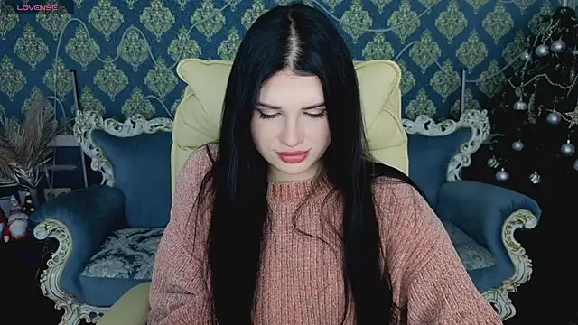 Neyla Charm online show from January 15, 2026, 7:50 pm