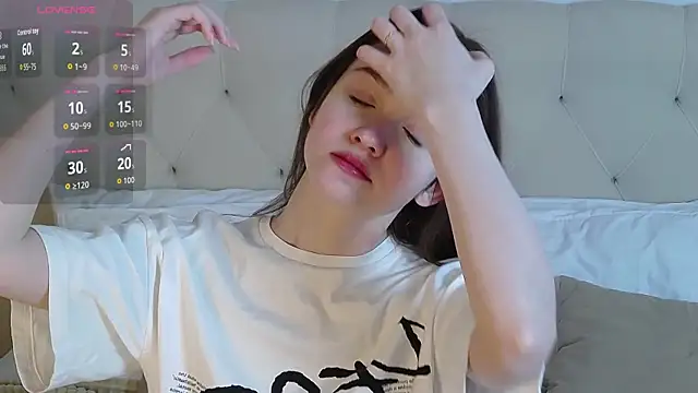 MichelleRoux online show from December 19, 2025, 11:34 am