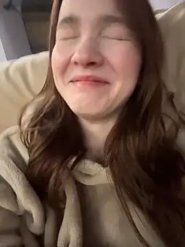 MichelleRoux online show from February 12, 2026, 7:02 pm