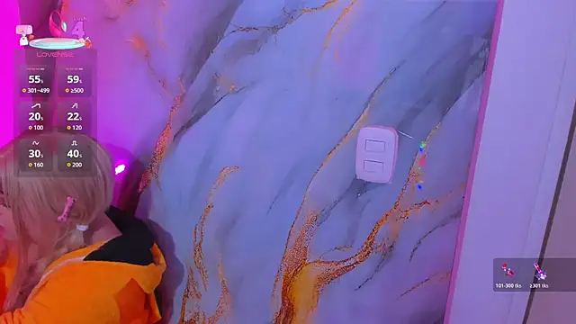 hinata dolly online show from April 21, 2026, 11:39 am