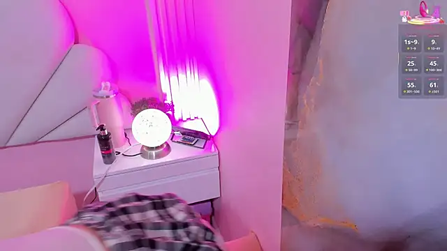 Snapshot of hinata_dolly chatting on October 29, 2025, 11:09 am hinata dolly online show from October 29, 2025, 11:09 am