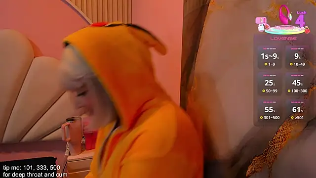 Snapshot of hinata_dolly chatting on November 25, 2025, 11:21 am hinata dolly online show from November 25, 2025, 11:21 am