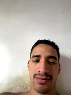 ikaro21 online show from November 29, 2025, 6:19 pm