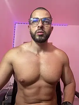 magnumchris online show from April 18, 2026, 7:58 pm