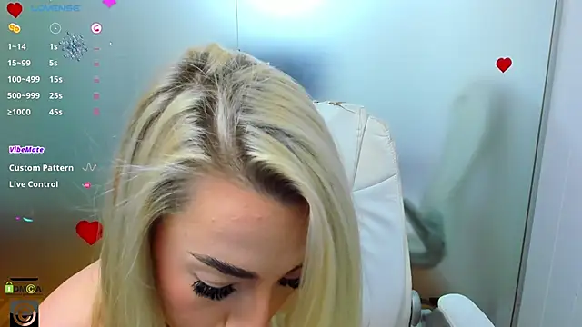 Snapshot of aileen_williams chatting on March 21, 2025, 7:33 am aileen williams online show from March 21, 2025, 7:33 am