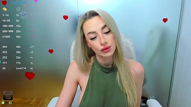 Snapshot of aileen_williams chatting on March 17, 2025, 6:40 am aileen williams online show from March 17, 2025, 6:40 am