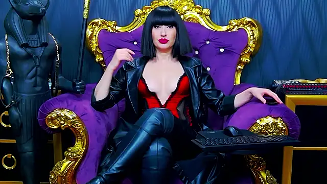 LaraMaeve online show from February 14, 2026, 5:29 am