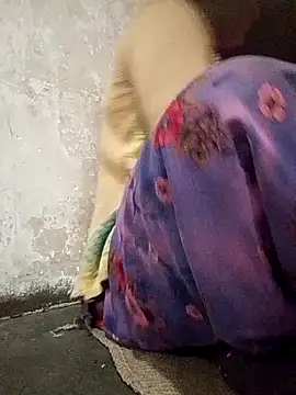 aunty sumy online show from January 6, 2026, 3:05 pm