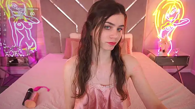Snapshot of HeavenElle chatting on July 3, 2026, 5:58 am HeavenElle online show from July 3, 2026, 5:58 am