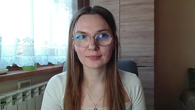 LooveELLYx online show from November 5, 2025, 2:42 pm