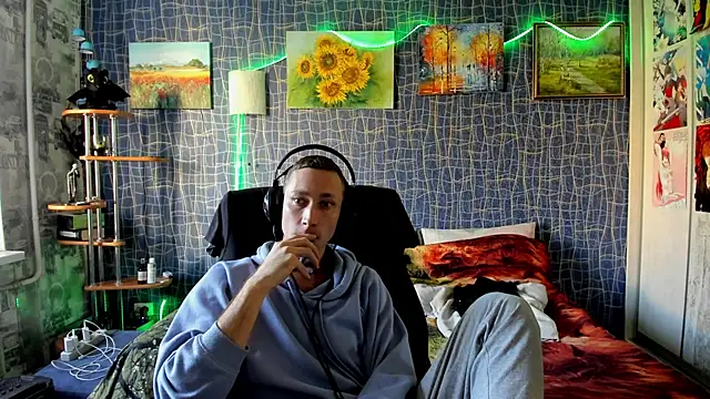 CuteBoy228 online show from October 31, 2025, 12:24 pm