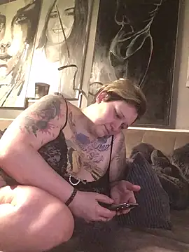 Ich-eben123 online show from February 5, 2026, 9:38 am