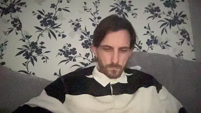 Big8inchUncutCock online show from April 29, 2026, 8:51 am