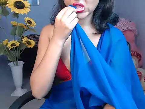 Snapshot of Heavan_queen chatting on July 18, 2026, 11:08 am Heavan queen online show from July 18, 2026, 11:08 am