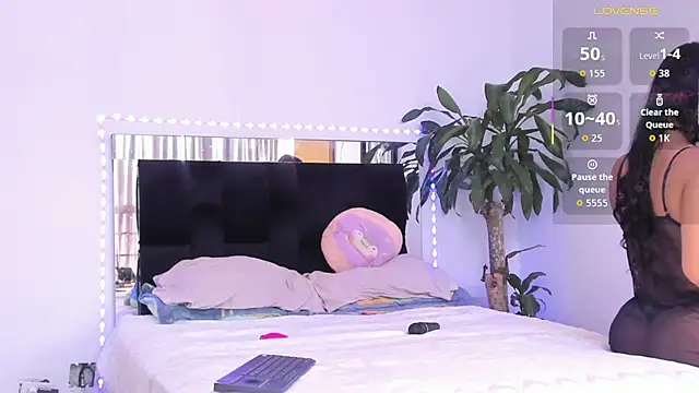 Snapshot of i_alexanew chatting on November 8, 2025, 8:12 pm i alexanew online show from November 8, 2025, 8:12 pm