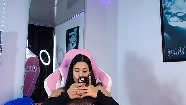 Snapshot of GraceWallace_ chatting on December 14, 2025, 6:46 pm GraceWallace online show from December 14, 2025, 6:46 pm