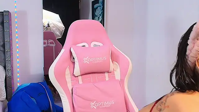 Snapshot of GraceWallace_ chatting on November 20, 2025, 1:39 am GraceWallace online show from November 20, 2025, 1:39 am