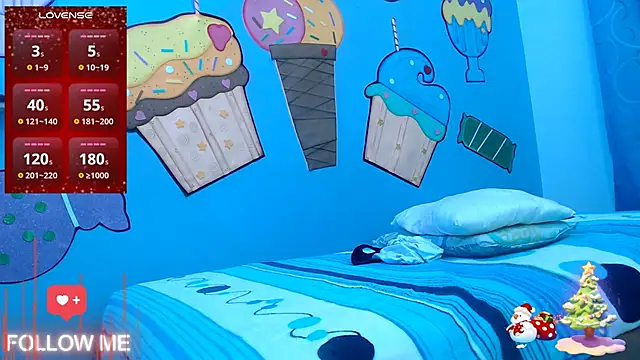 skinnykalitzo18 online show from December 15, 2025, 2:34 pm