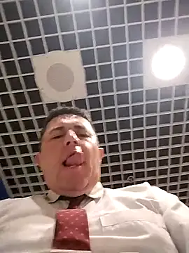 BigCristh79 online show from April 30, 2026, 8:54 am