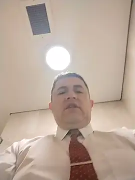 BigCristh79 online show from May 16, 2026, 12:59 pm