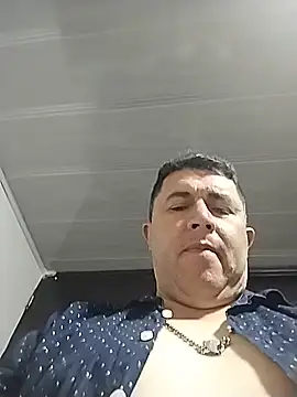 Snapshot of BigCristh79 chatting on July 16, 2026, 11:40 am BigCristh79 online show from July 16, 2026, 11:40 am