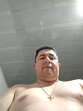 Snapshot of BigCristh79 chatting on November 14, 2025, 1:48 pm BigCristh79 online show from November 14, 2025, 1:48 pm