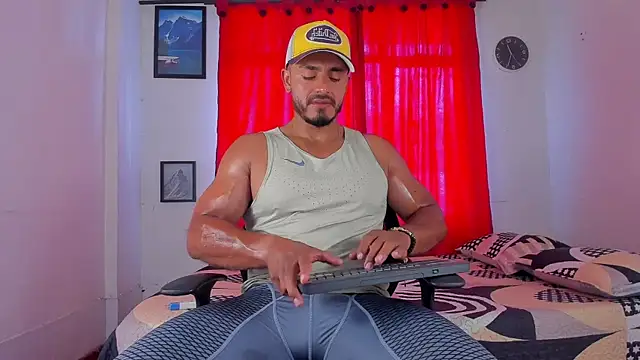 magnusclark online show from December 16, 2025, 6:01 pm