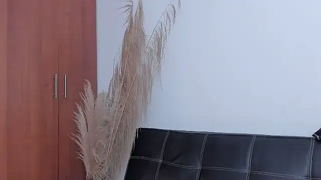 Evansdark1 online show from December 14, 2025, 8:58 pm