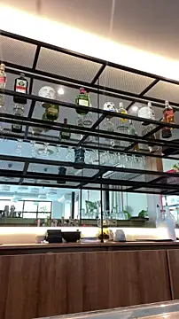 RobinLenoxx online show from December 22, 2025, 1:11 pm