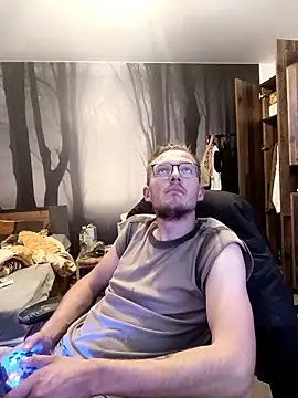 liema3156 online show from October 24, 2025, 6:07 pm