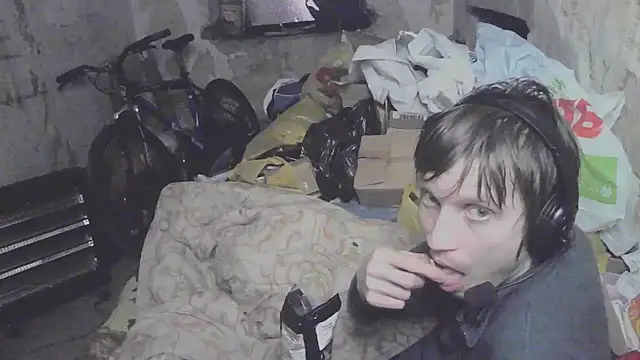 Snapshot of makarov1993 chatting on May 11, 2026, 1:07 am makarov1993 online show from May 11, 2026, 1:07 am