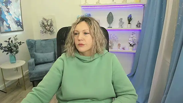 NinaStarle online show from January 11, 2026, 11:50 am