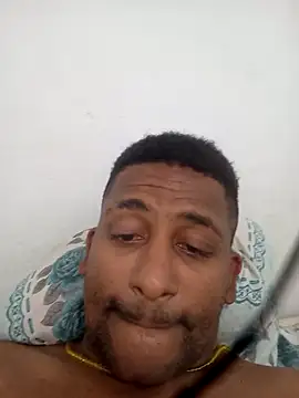 Snapshot of sleka2525 chatting on September 19, 2025, 3:54 am sleka2525 online show from September 19, 2025, 3:54 am