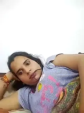 JHILMIL online show from October 13, 2025, 4:03 am