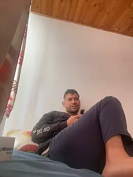 Michaell Spinelly online show from February 14, 2026, 1:44 pm