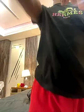 CharlesBrown  online show from November 6, 2025, 12:42 pm