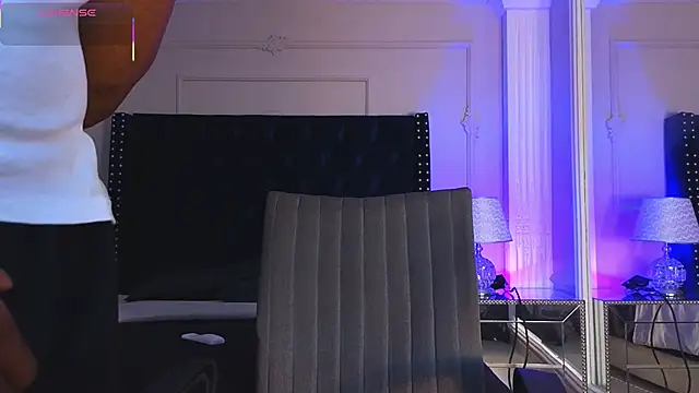 CharlesBrown  online show from April 9, 2026, 2:34 pm