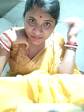 couple 71 online show from April 17, 2026, 4:10 pm