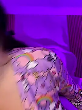 Snapshot of Valeria_carter chatting on November 29, 2025, 8:36 am Valeria carter online show from November 29, 2025, 8:36 am