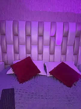 Valeria carter online show from February 18, 2026, 8:27 pm