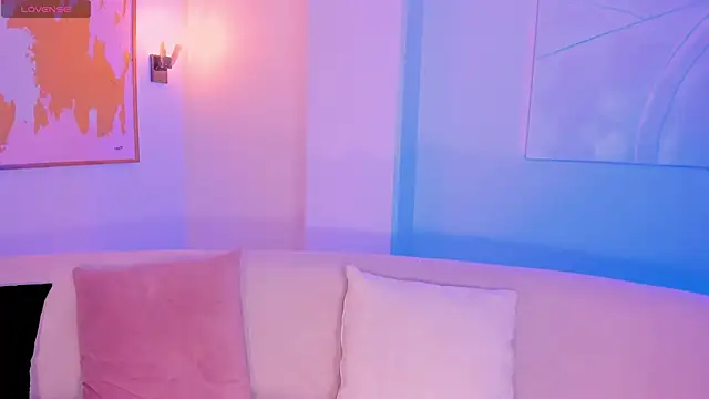 IsabellaMoreau online show from September 25, 2025, 8:26 pm