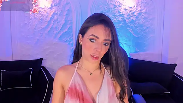 IsabellaMoreau online show from April 19, 2026, 5:58 pm