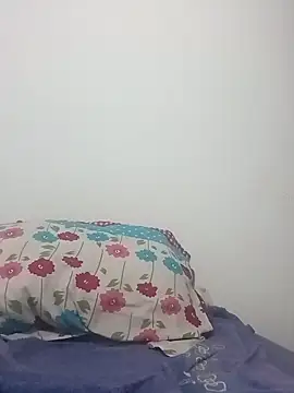 Snapshot of florecita_69 chatting on December 5, 2025, 2:48 pm florecita 69 online show from December 5, 2025, 2:48 pm