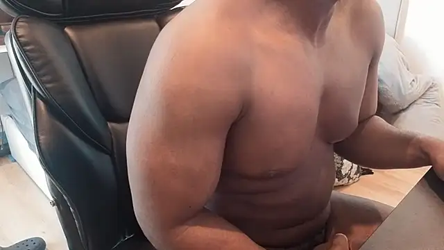 BBCThomas1231 online show from April 19, 2026, 8:04 am