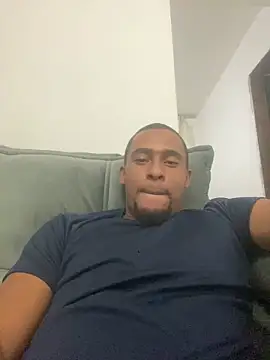 Snapshot of freedmar chatting on April 18, 2026, 3:09 am freedmar online show from April 18, 2026, 3:09 am