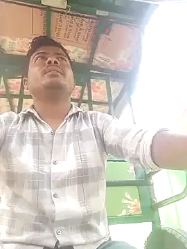 CatchingBouquet online show from March 24, 2026, 7:19 am